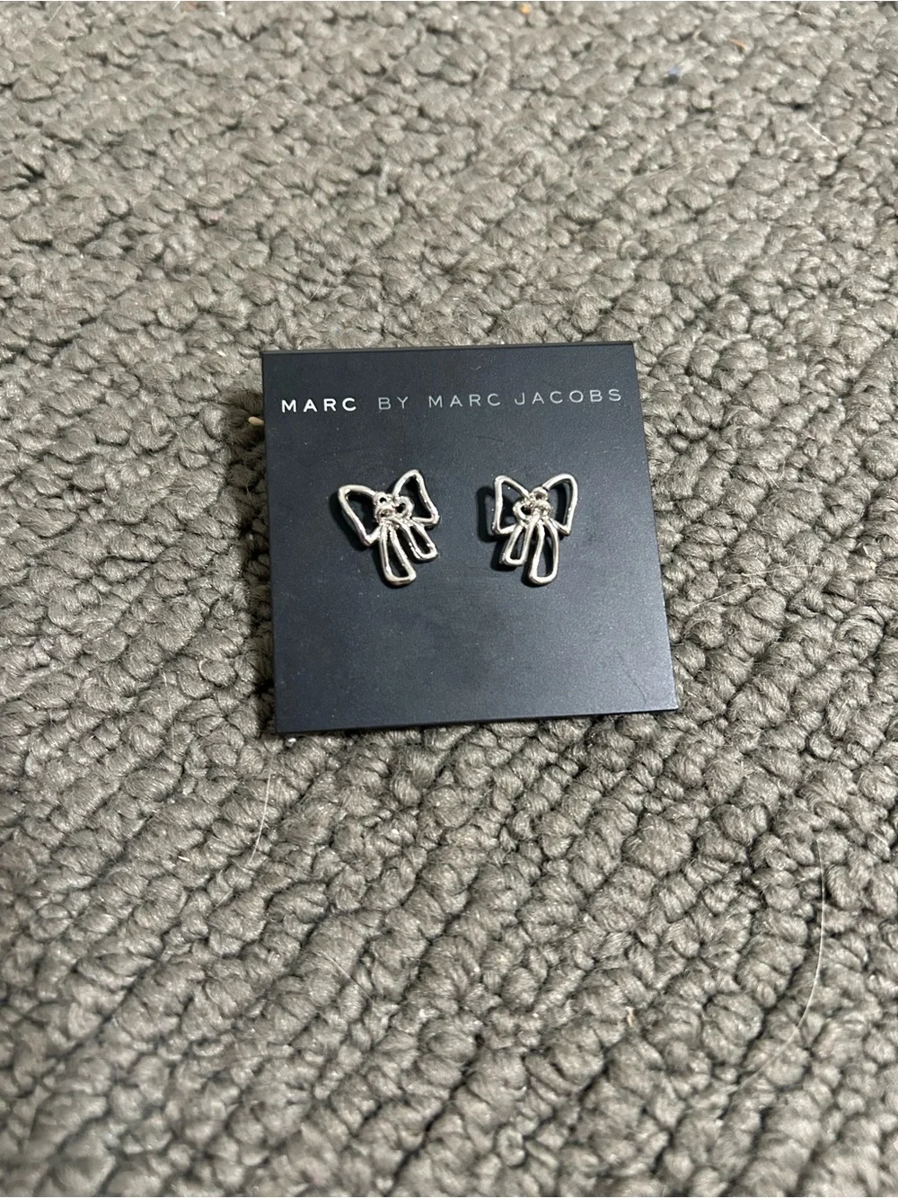 Marc by Marc Jacobs Silver Bow Stud Earrings NWT